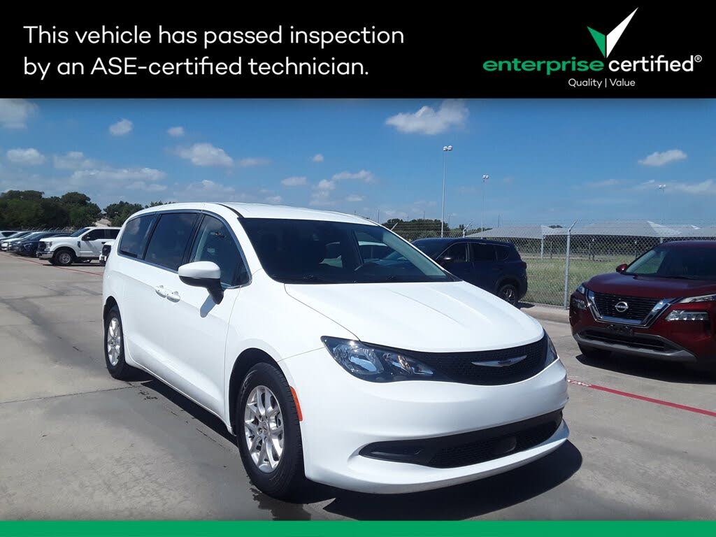 2023 Chrysler Voyager LX FWD