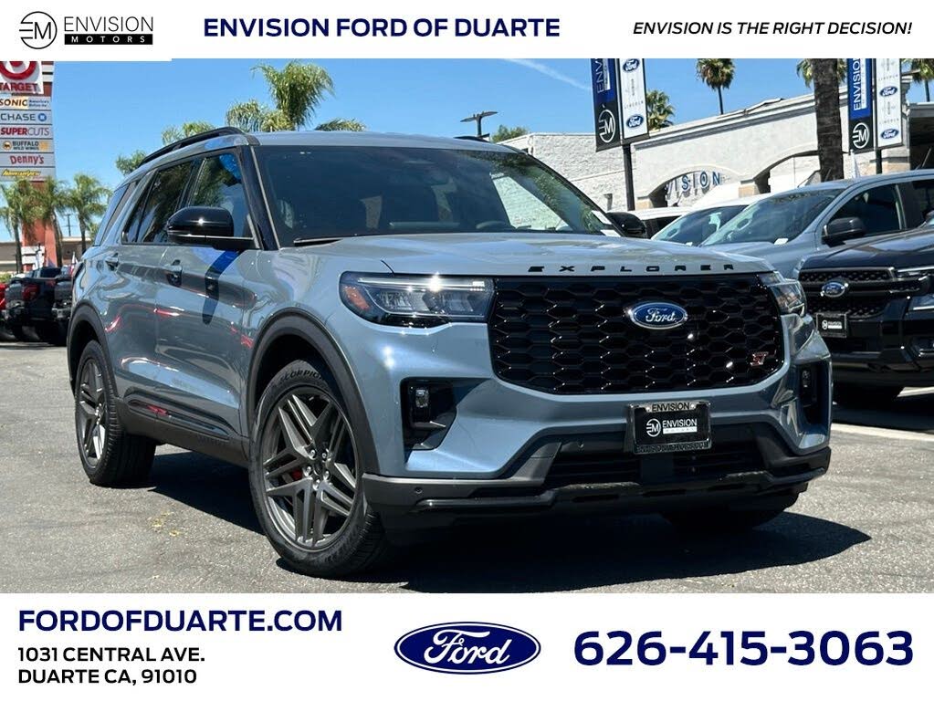 2025 Ford Explorer ST RWD