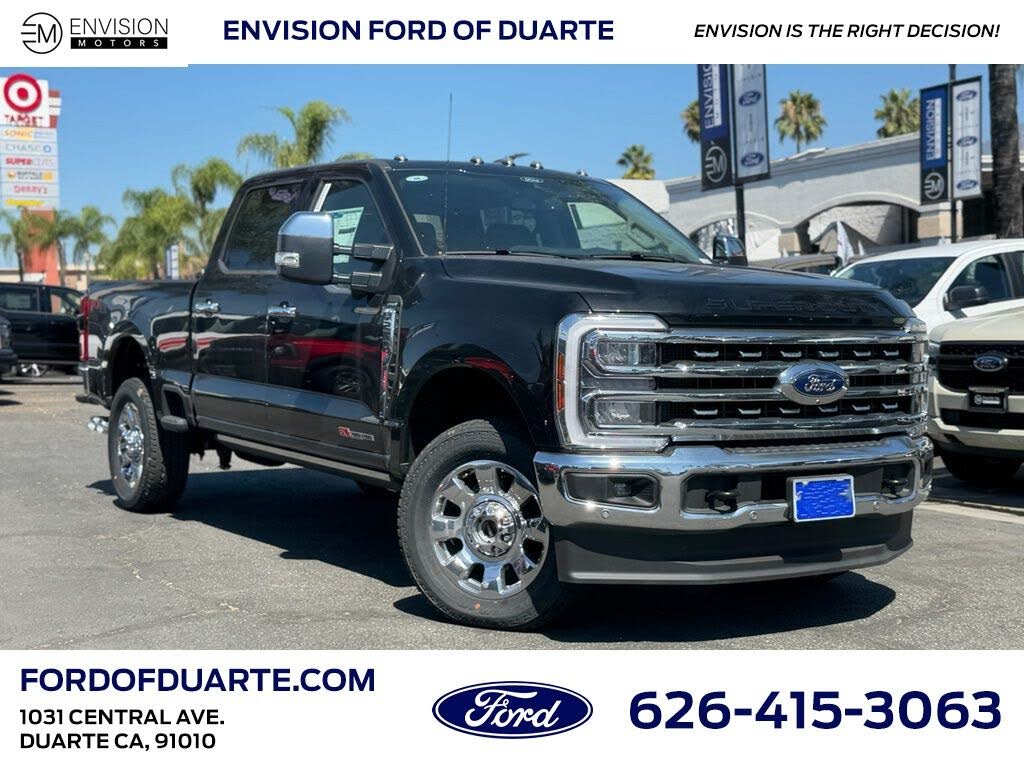 2025 Ford F-250 Super Duty Platinum Crew Cab 4WD