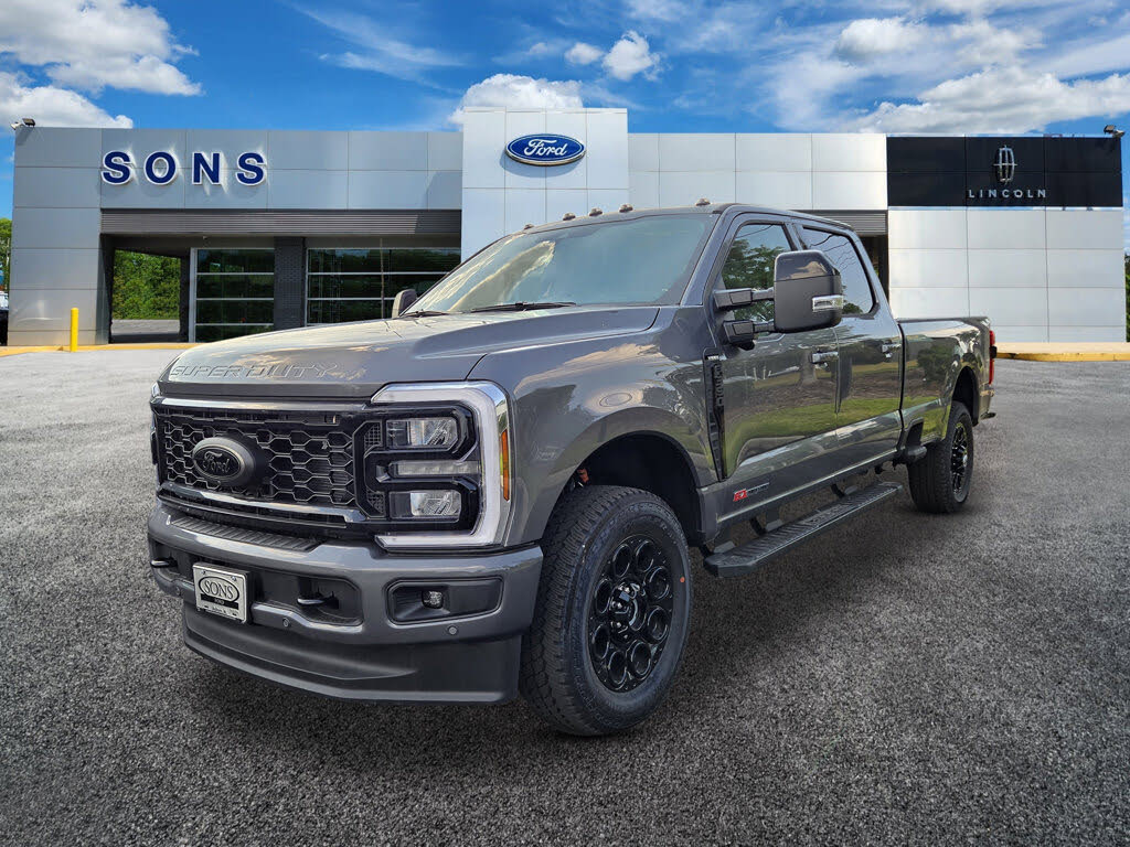 2025 Ford F-350 Super Duty Lariat Crew Cab 4WD