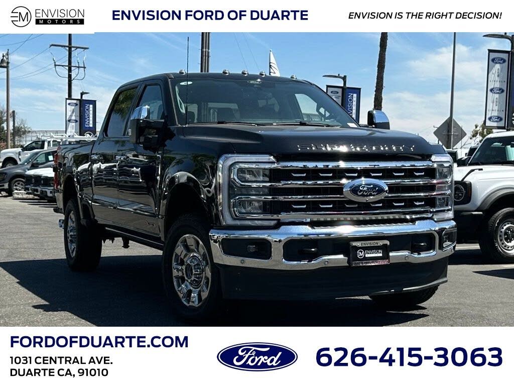 2025 Ford F-350 Super Duty Lariat Crew Cab 4WD
