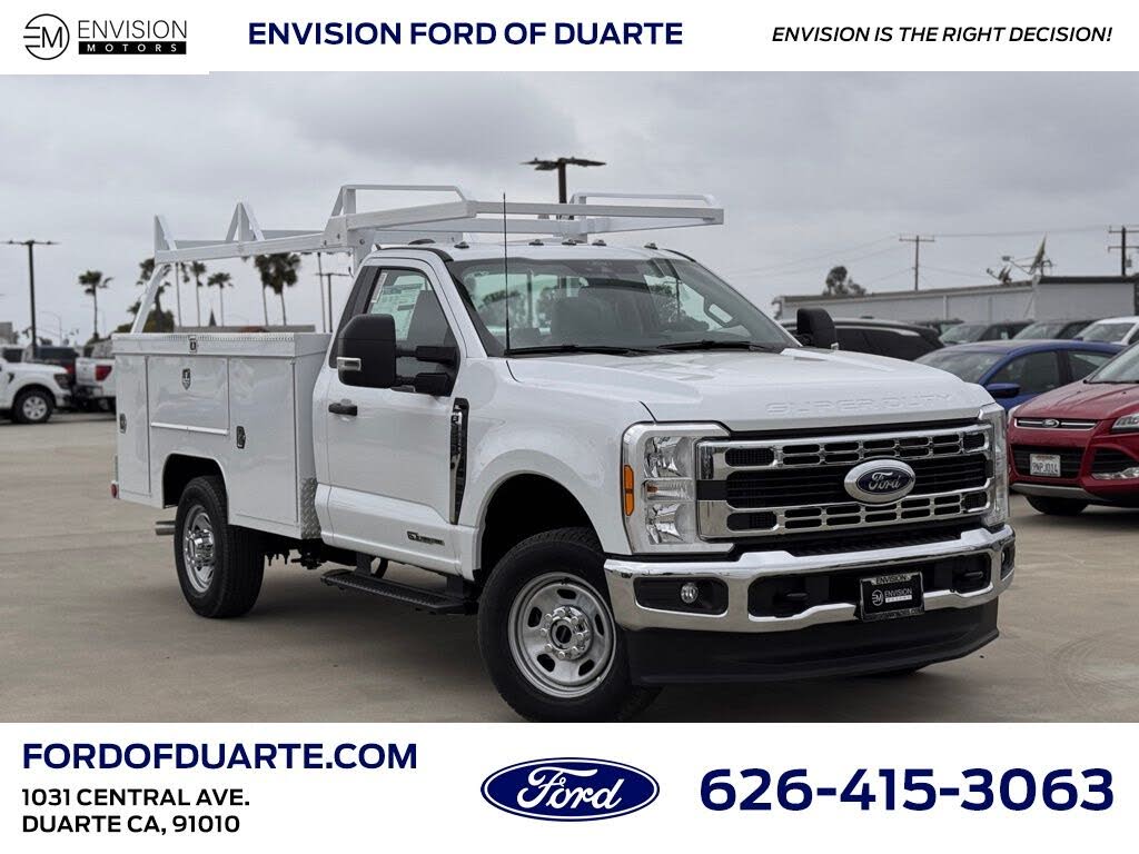 2025 Ford F-350 Super Duty Chassis XL Regular Cab 4WD