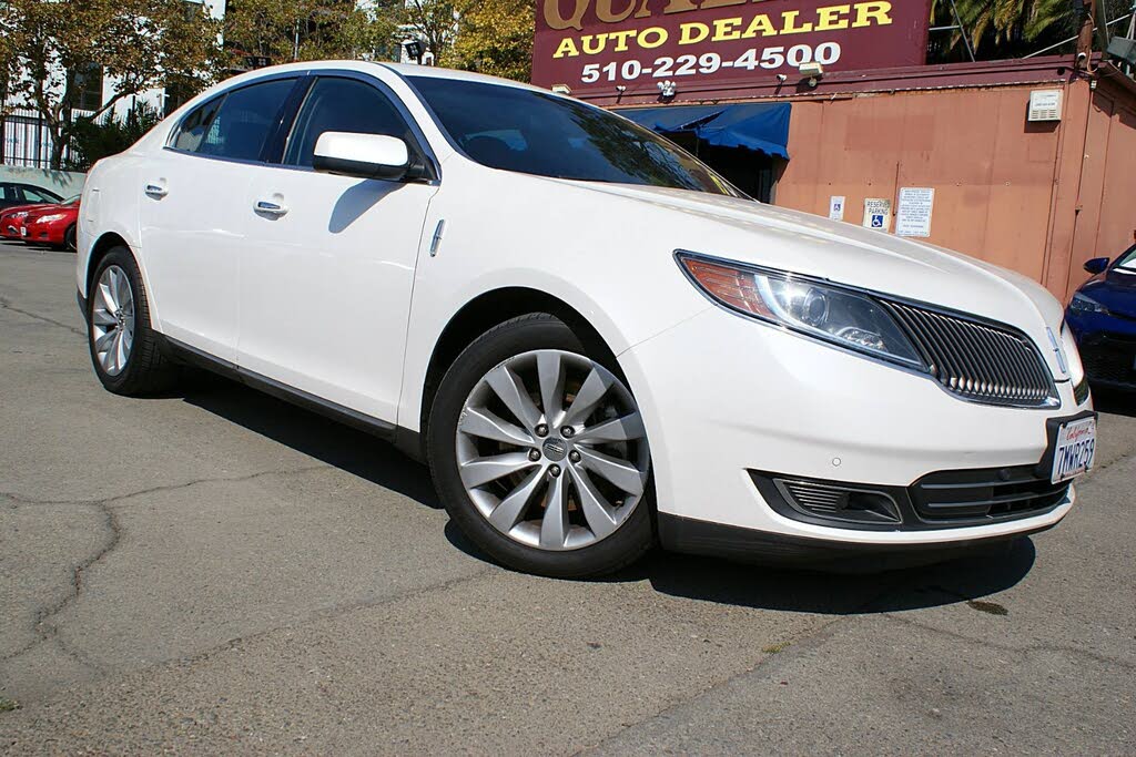 2014 Lincoln MKS Sedan