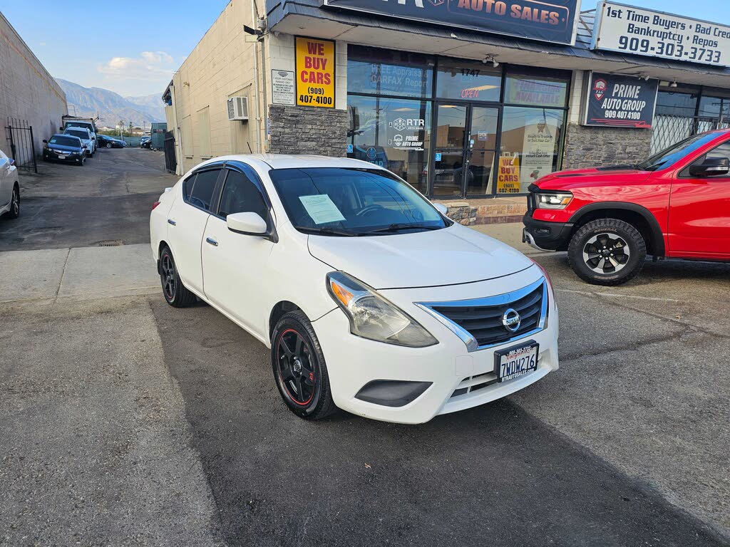 2016 Nissan Versa 1.6 SV