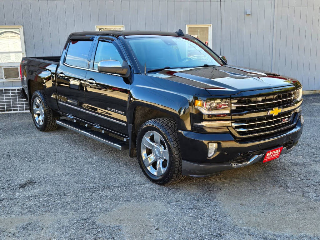 2017 Chevrolet Silverado 1500 LTZ Z71 Crew Cab 4WD