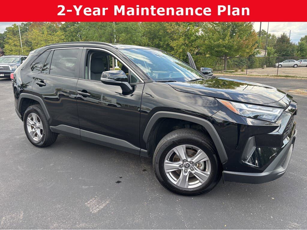 2025 Toyota RAV4 XLE AWD