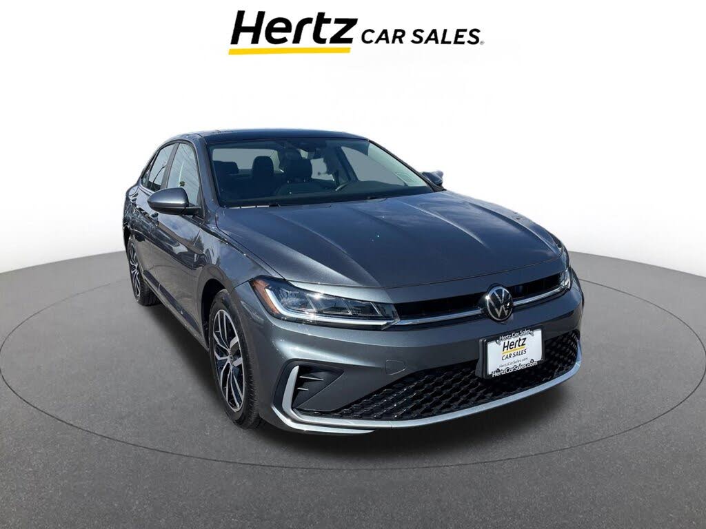 2025 Volkswagen Jetta SE FWD