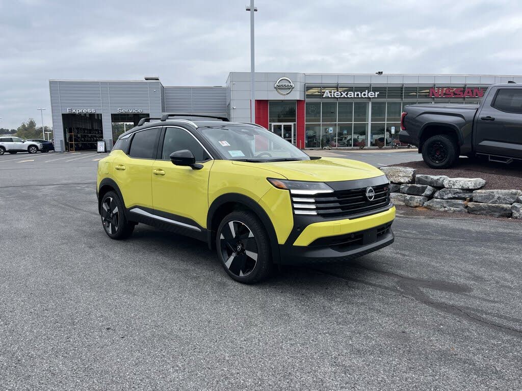 2026 Nissan Kicks SR AWD