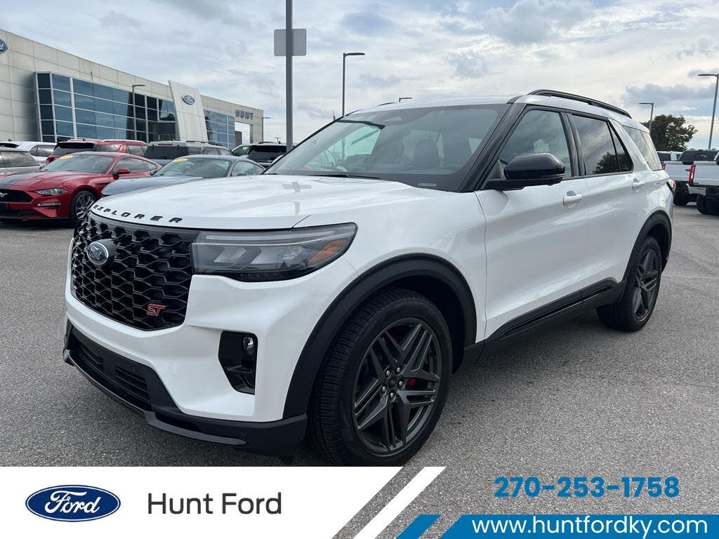 2025 Ford Explorer ST AWD