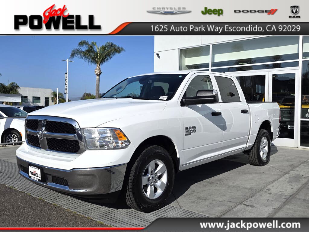 2023 RAM 1500 Classic SLT Crew Cab 4WD