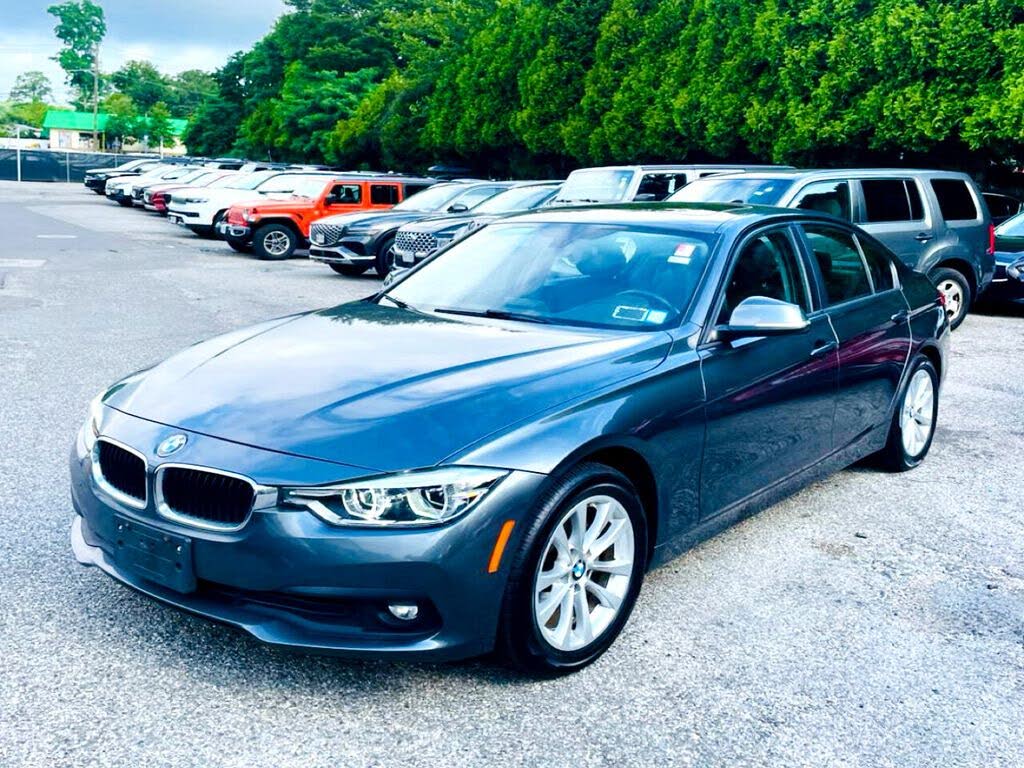 2018 BMW 3 Series 320i xDrive Sedan AWD
