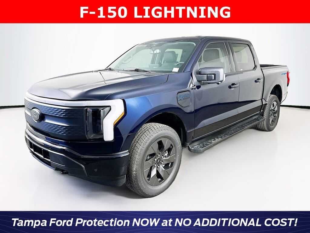 2025 Ford F-150 Lightning Flash SuperCrew AWD