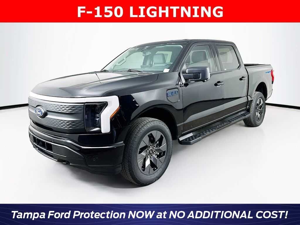 2025 Ford F-150 Lightning Flash SuperCrew AWD