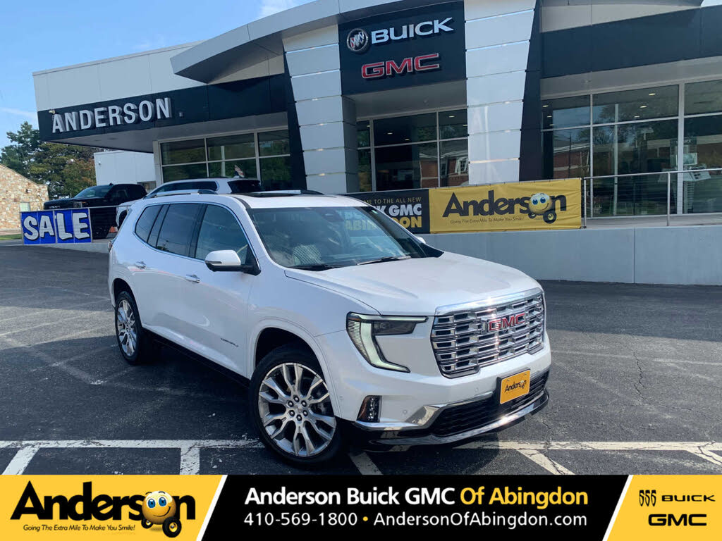 2025 GMC Acadia Denali AWD