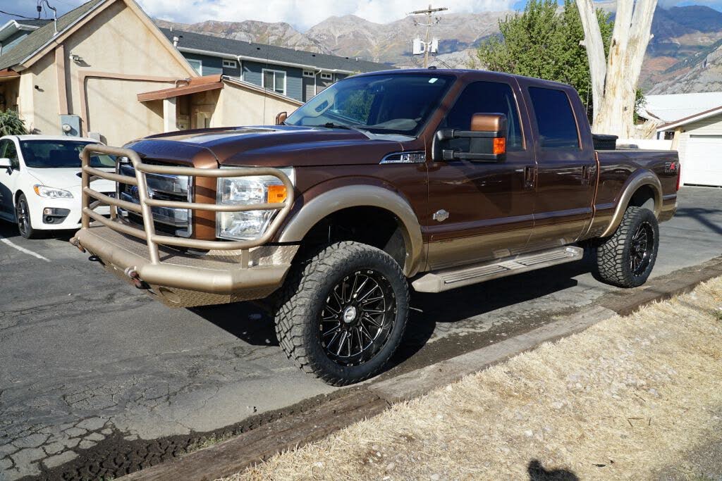2011 Ford F-250 Super Duty King Ranch Crew Cab 4WD