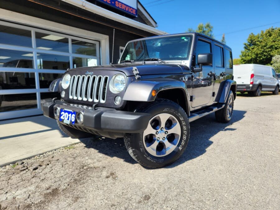 2016 Jeep Wrangler Unlimited Sahara 4WD