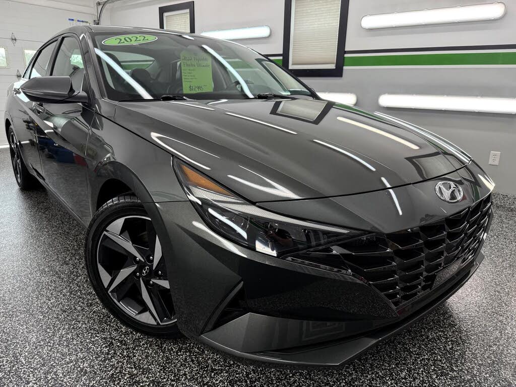 2022 Hyundai Elantra Ultimate FWD