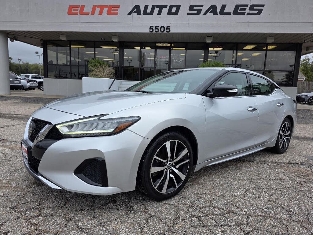 2021 Nissan Maxima SV FWD