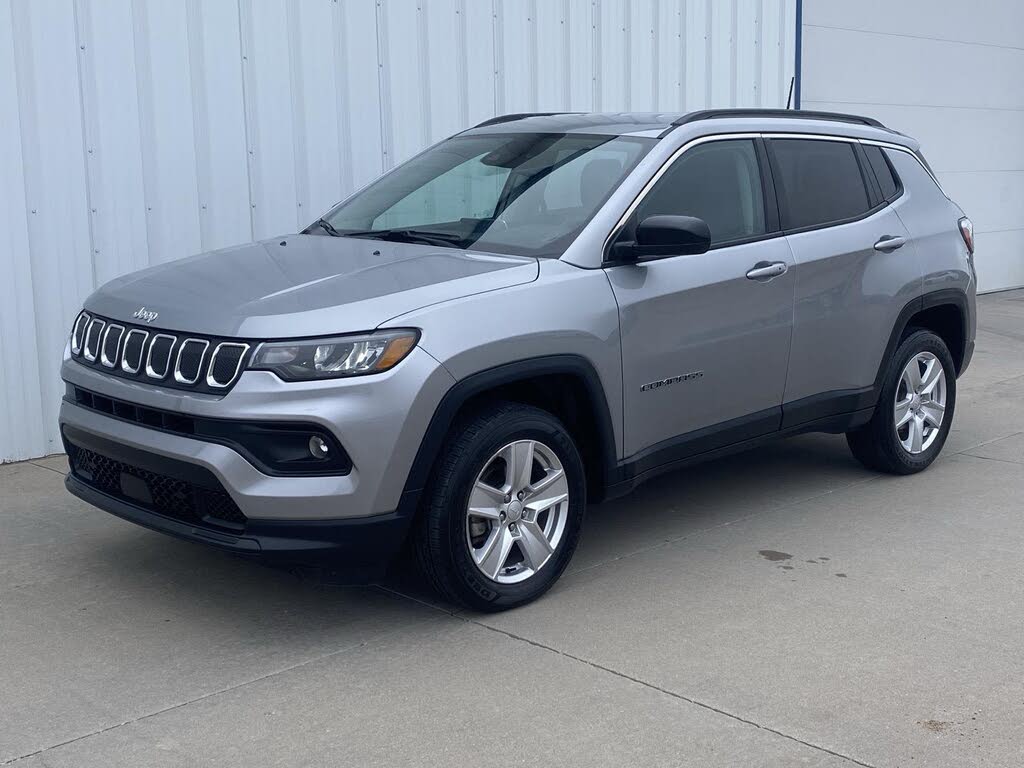 2022 Jeep Compass Latitude 4WD