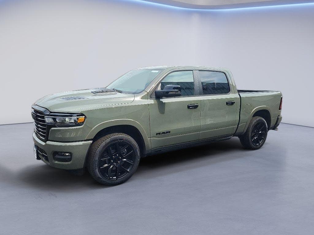 2026 RAM 1500 Laramie Crew Cab 4WD