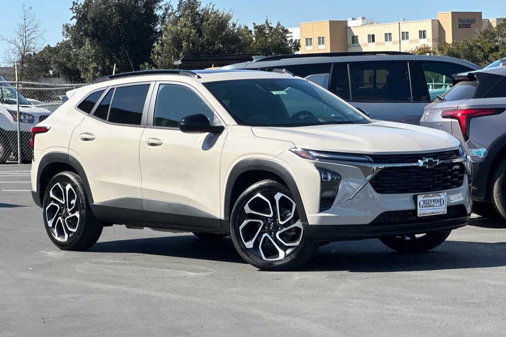 2026 Chevrolet Trax RS with 2RS FWD