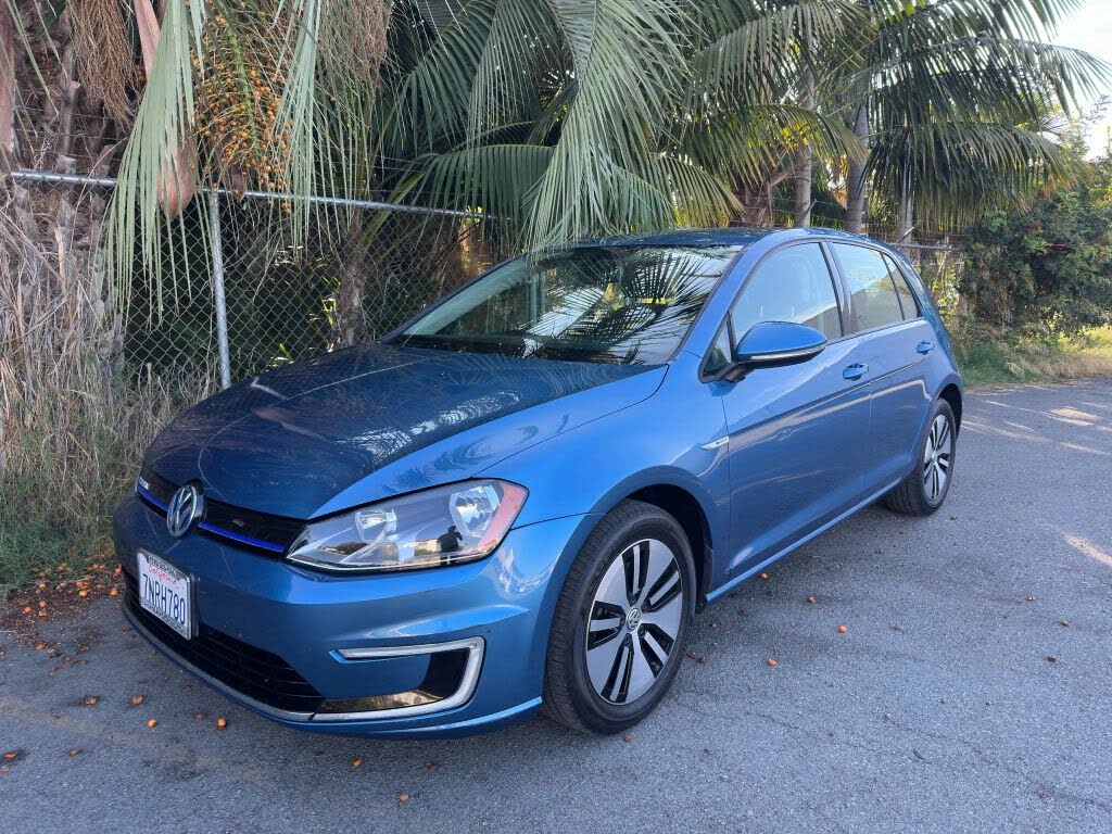 2016 Volkswagen e-Golf SE