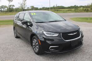 Chrysler Pacifica Hybrid Touring L FWD