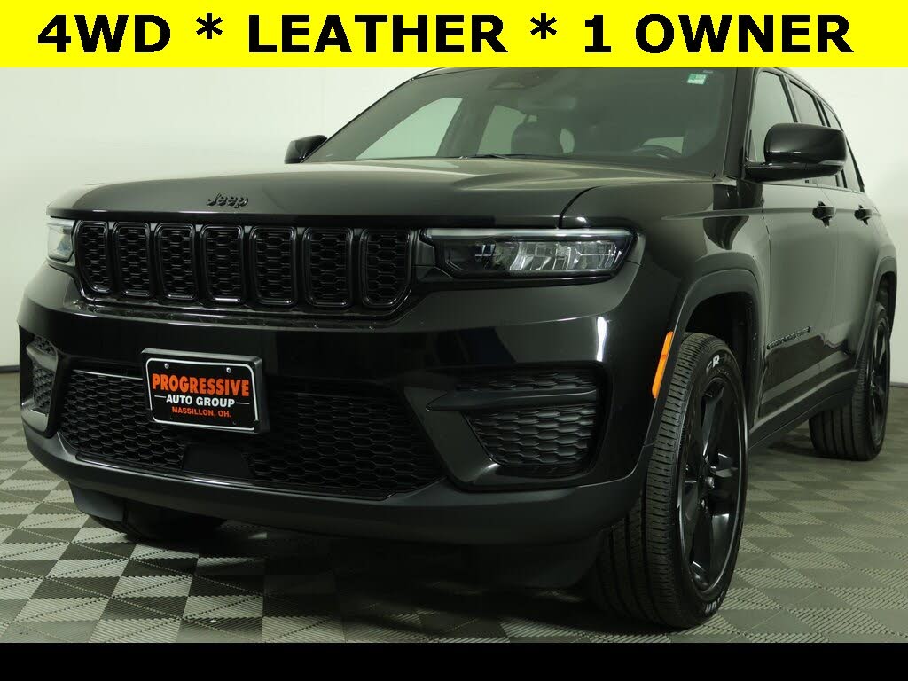 2022 Jeep Grand Cherokee Altitude 4WD