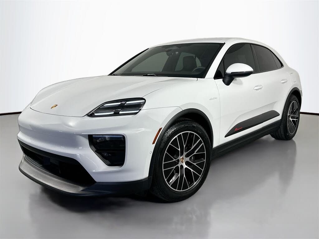 2025 Porsche Macan AWD