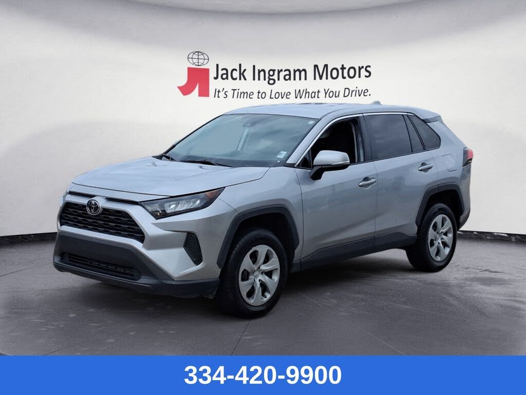 2022 Toyota RAV4 LE FWD