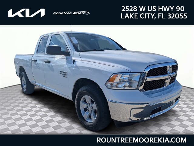2024 RAM 1500 Classic SLT Quad Cab 4WD