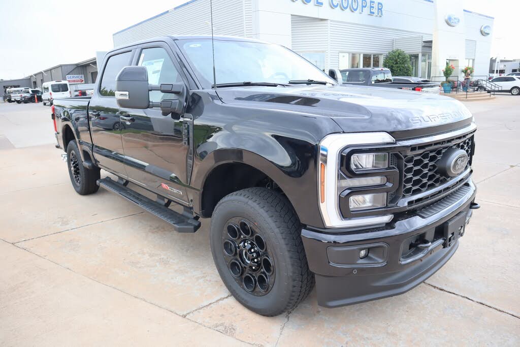 2026 Ford F-250 Super Duty Lariat Crew Cab 4WD