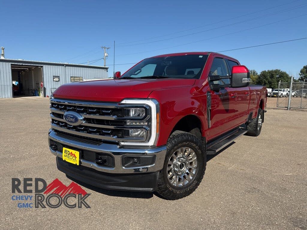 2023 Ford F-350 Super Duty Lariat Crew Cab 4WD
