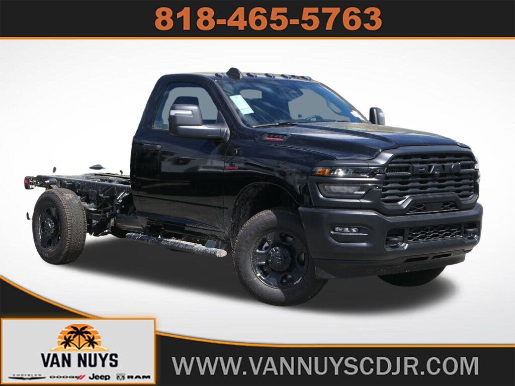 2026 RAM 3500 Chassis Tradesman Regular Cab RWD
