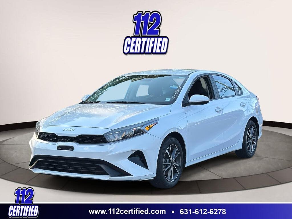 2022 Kia Forte LXS FWD