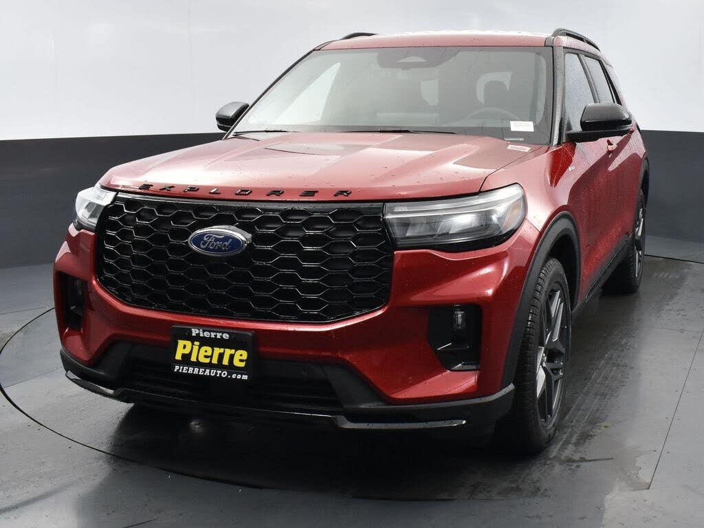 2025 Ford Explorer ST-Line AWD