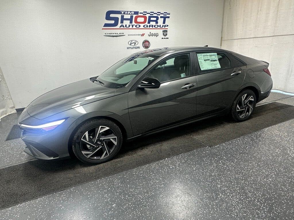 2025 Hyundai Elantra SEL Sport FWD