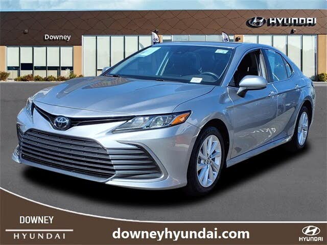 2024 Toyota Camry LE FWD