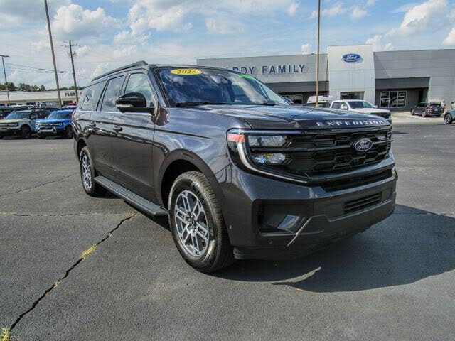 2025 Ford Expedition MAX Active RWD