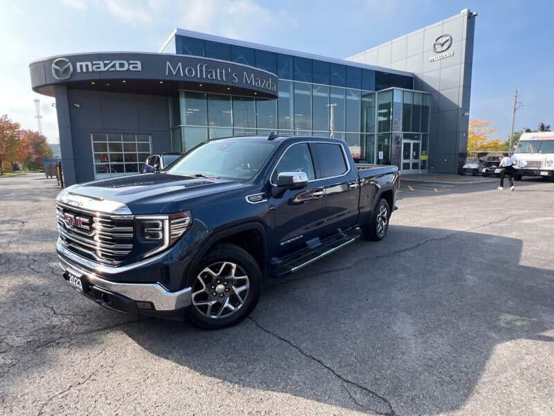 2023 GMC Sierra 1500 SLT Crew Cab 4WD