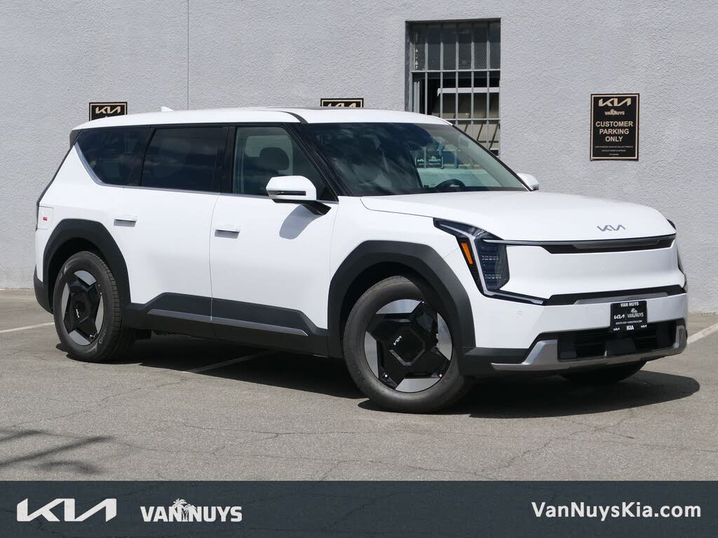 2026 Kia EV9 Light Long Range RWD