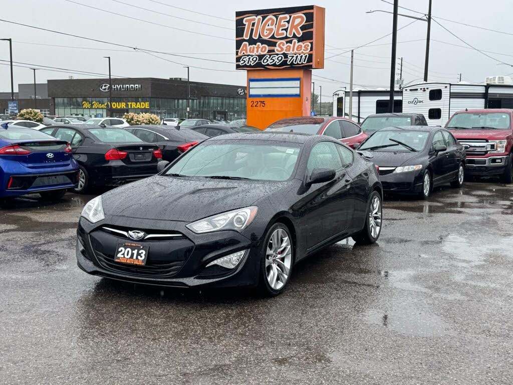 2013 Hyundai Genesis Coupe 2.0T R-Spec RWD