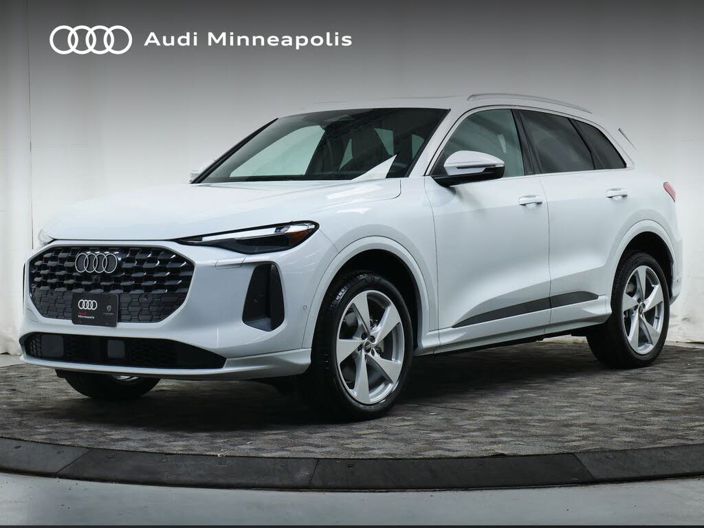 2025 Audi Q5 quattro Premium Plus 40 TFSI