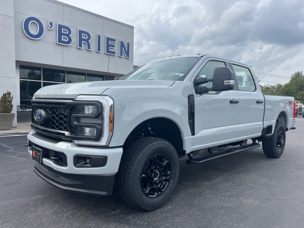 2026 Ford F-250 Super Duty XL Crew Cab 4WD