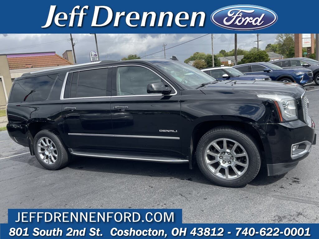 2017 GMC Yukon XL Denali 4WD