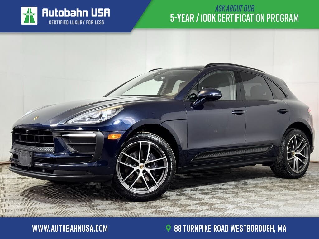 2022 Porsche Macan AWD