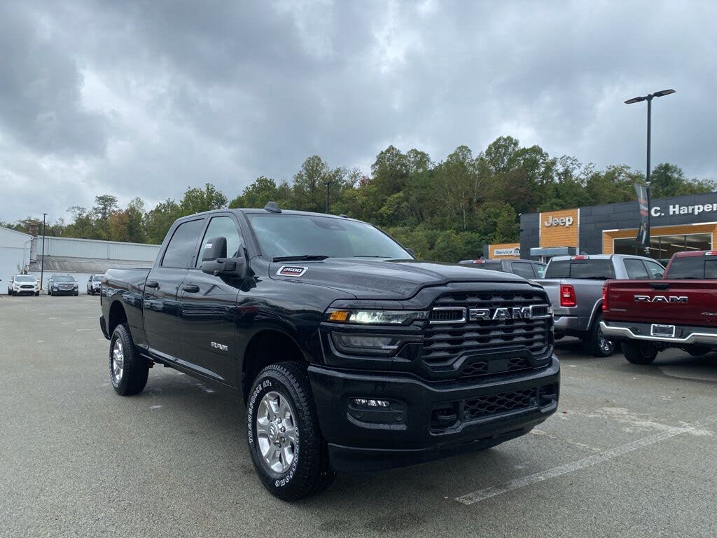 2026 RAM 2500 Big Horn Crew Cab 4WD