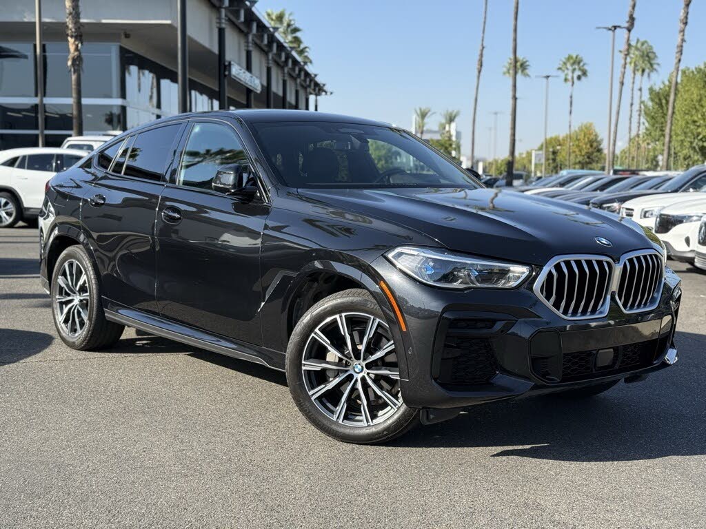 2022 BMW X6 xDrive40i AWD