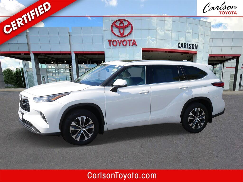2022 Toyota Highlander XLE AWD