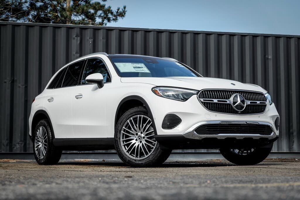 2026 Mercedes-Benz GLC 300 4MATIC